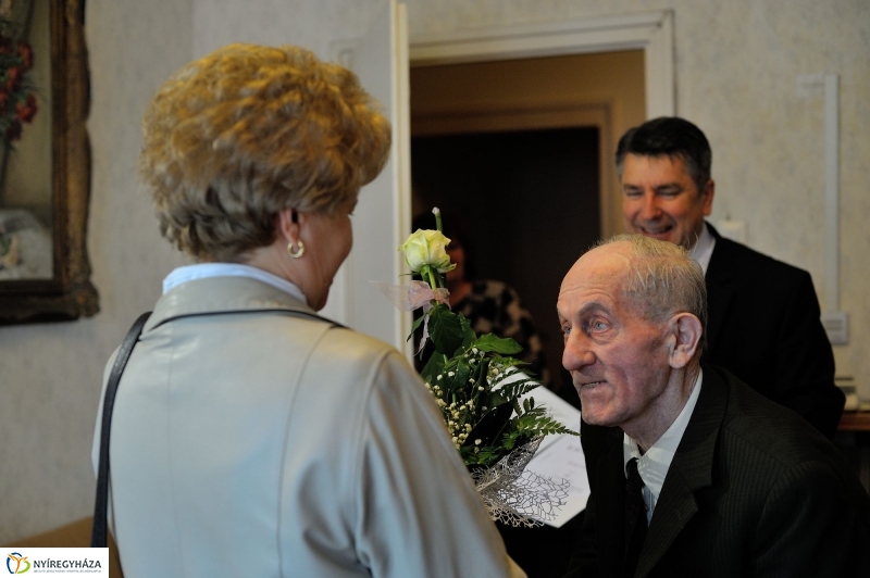 Szépkorú köszöntése - Orosz László