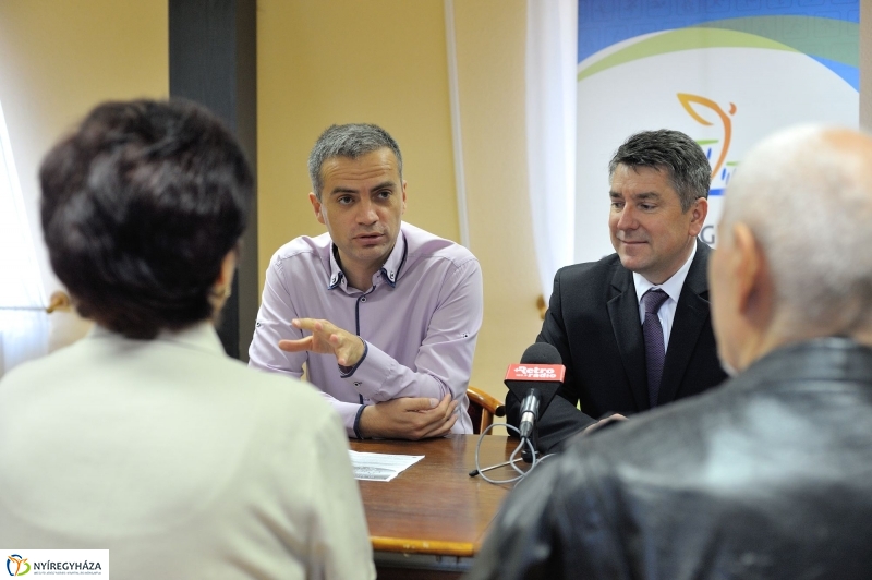 Szépkorúak sporttalálkozója sajtótájékoztató