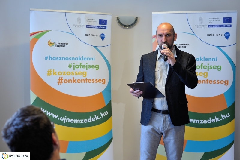 Új Nemzedék Központ megnyitója