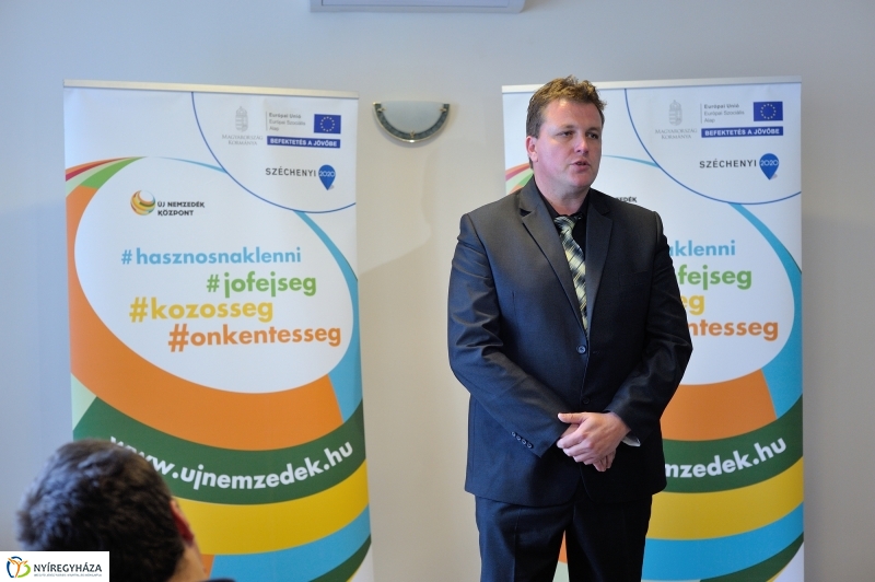 Új Nemzedék Központ megnyitója