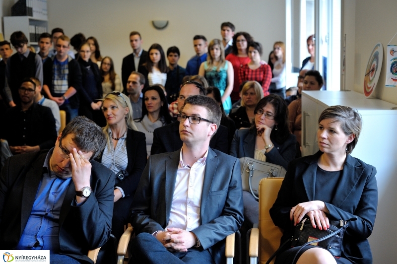 Új Nemzedék Központ megnyitója