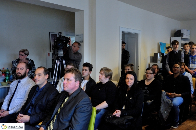 Új Nemzedék Központ megnyitója