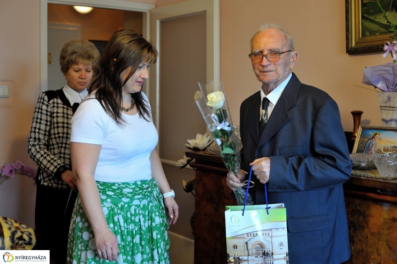 Szépkorú köszöntése - Dakó István