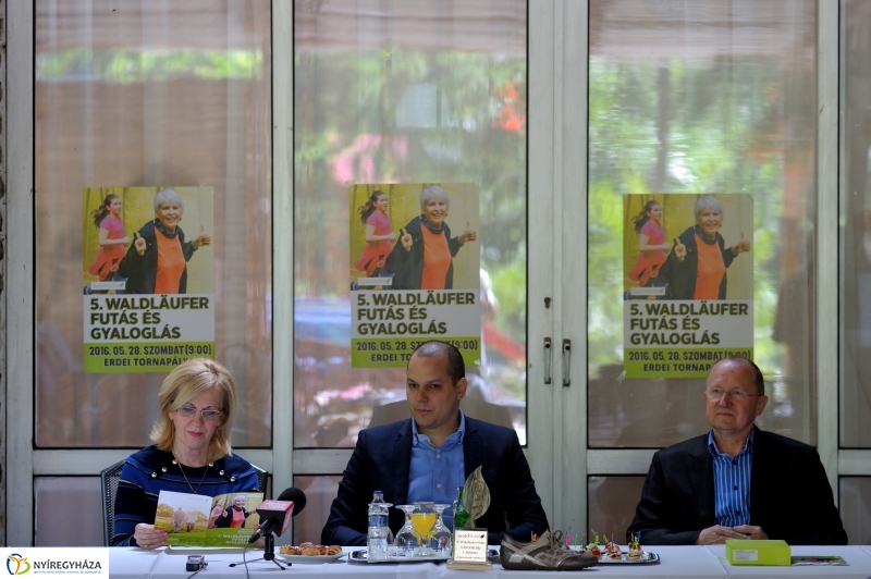 Waldlaufer futás sajtótájékoztatója