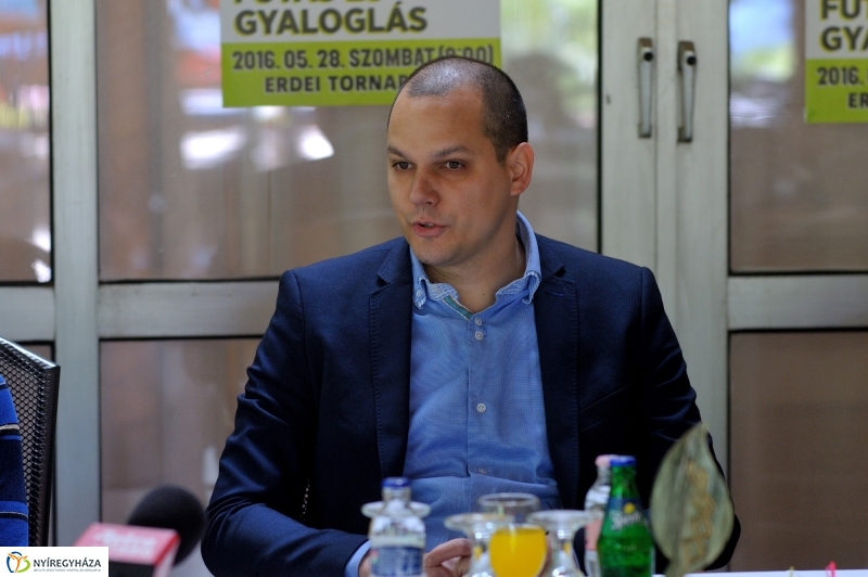 Waldlaufer futás sajtótájékoztatója