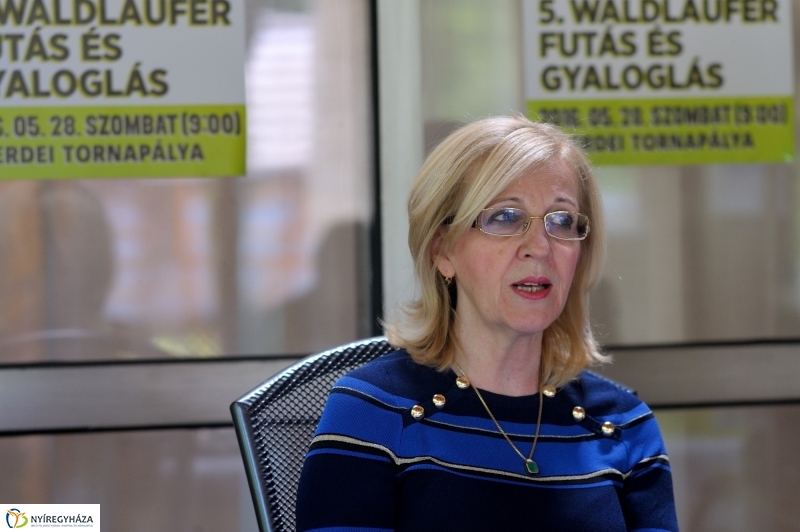 Waldlaufer futás sajtótájékoztatója