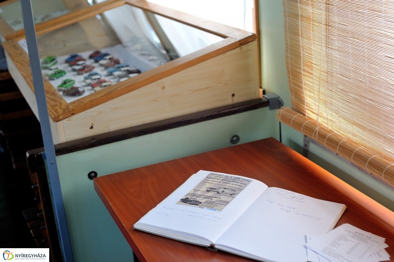 Kisautó kiállítás a Vasutas Művelődési Házban