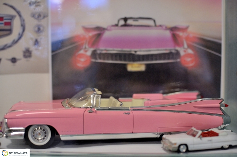 Kisautó kiállítás a Vasutas Művelődési Házban