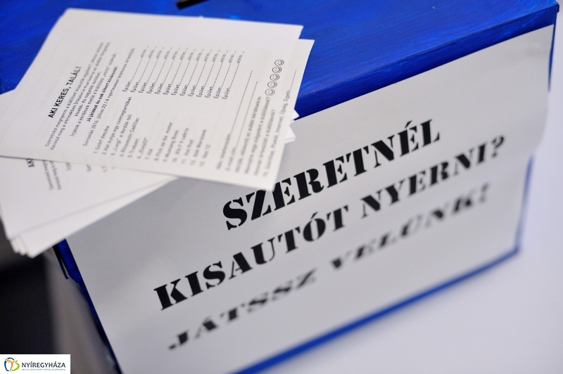 Kisautó kiállítás a Vasutas Művelődési Házban