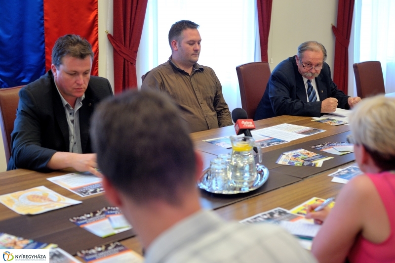 Gyermeknapi programok sajtótájékoztatója