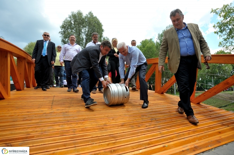 Átadták az Igrice hidat Sóstón