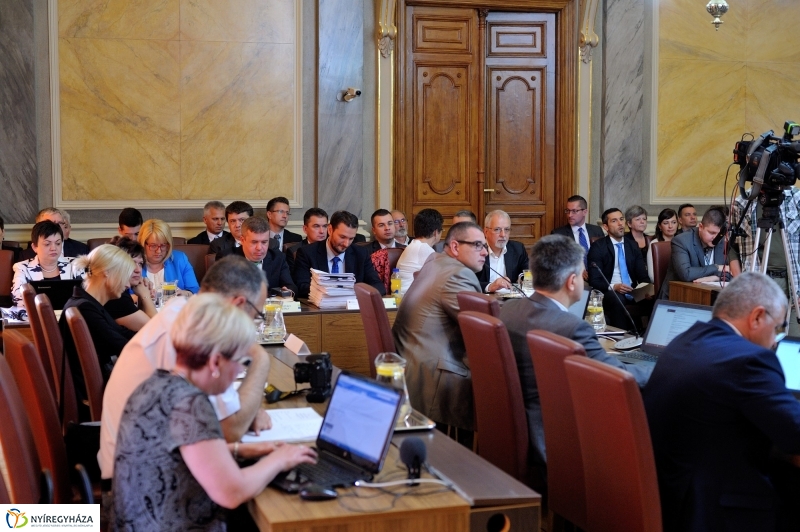 Városi Közgyűlés 20160526