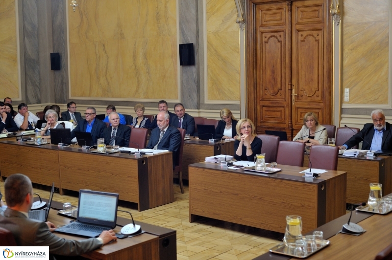 Városi Közgyűlés 20160526