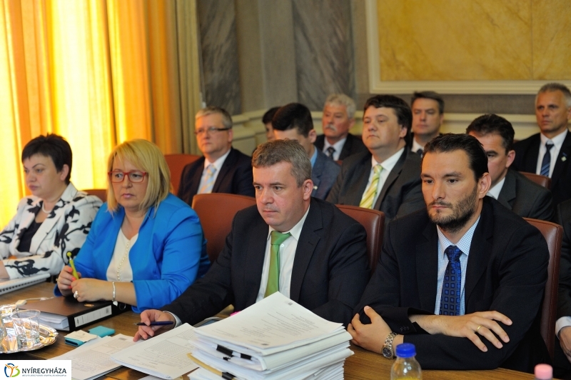 Városi Közgyűlés 20160526