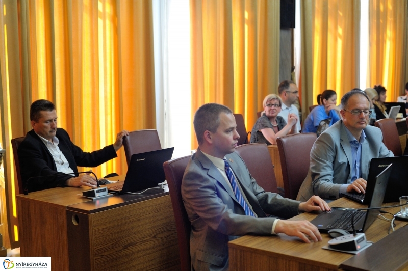 Városi Közgyűlés 20160526