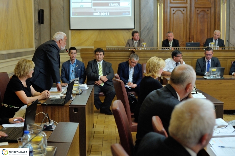 Városi Közgyűlés 20160526