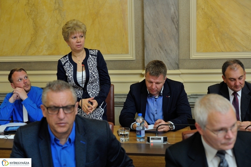 Városi Közgyűlés 20160526