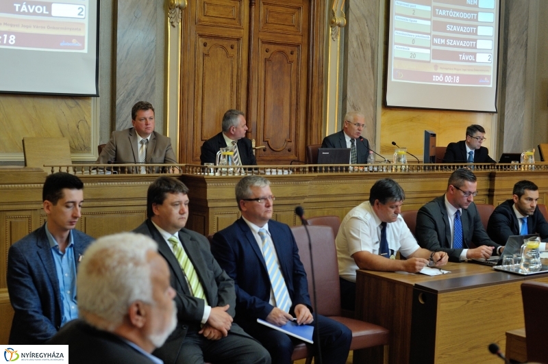 Városi Közgyűlés 20160526