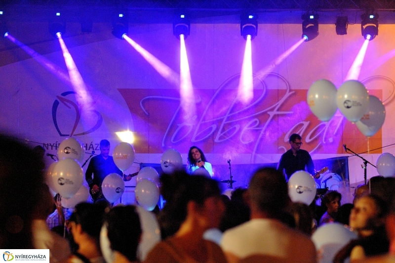 Ezer Lámpás Éjszakája Nyíregyházán