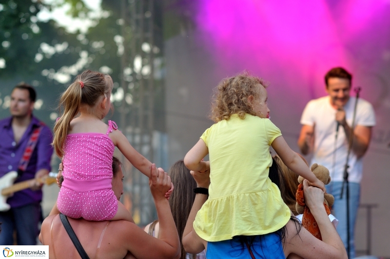 Ezer Lámpás Éjszakája Nyíregyházán