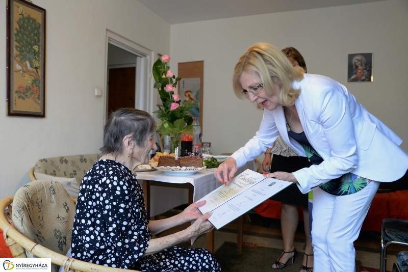 Károly Benjáminné 90 éves