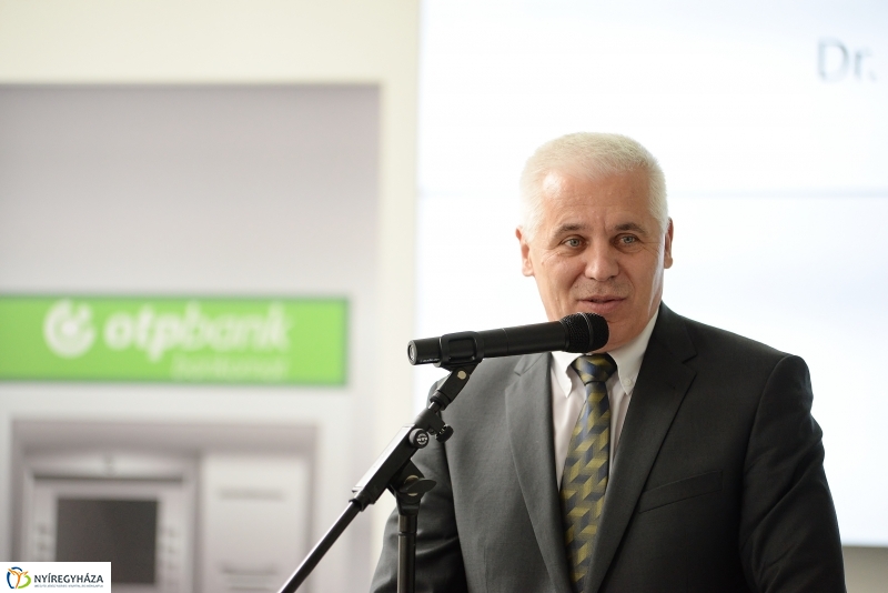 OK Központ avatás Nyíregyházán