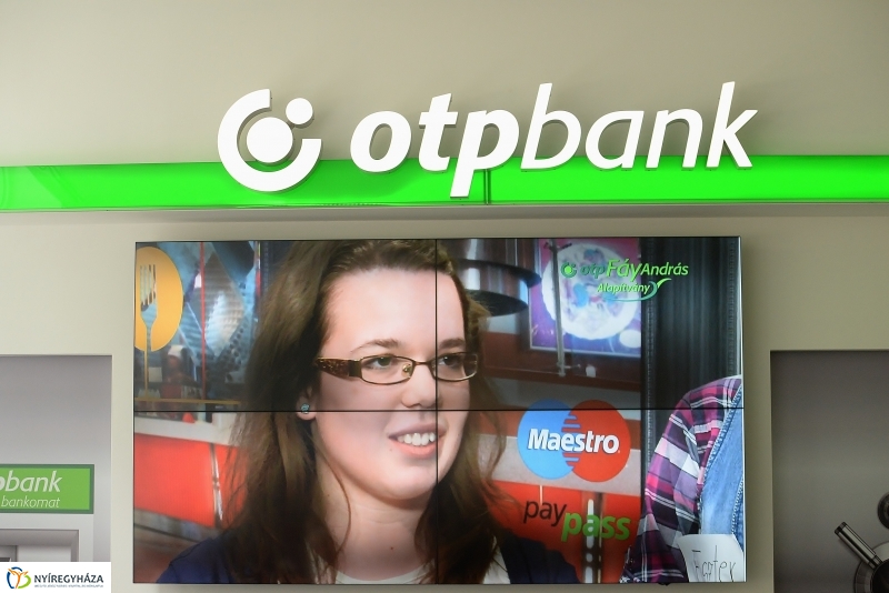 OK Központ avatás Nyíregyházán