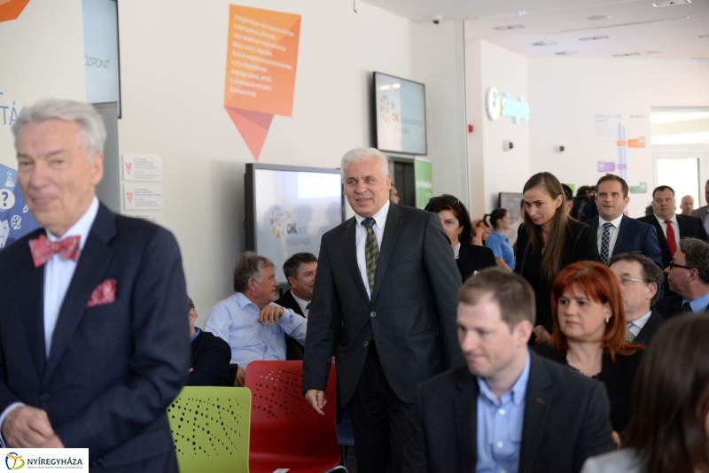 OK Központ avatás Nyíregyházán