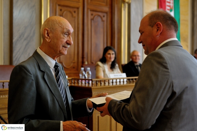 Tehetségeket díjaztak