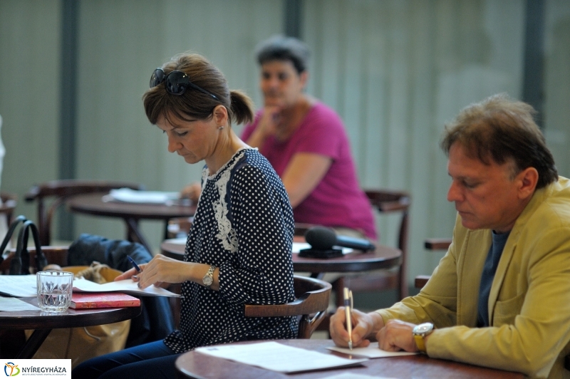 Ünnepi Könyvhét sajtótájékoztató