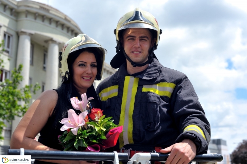 Leánykérés tűzoltó módra