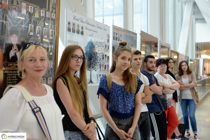 Tablószépségverseny eredményhirdetés a Korzóban