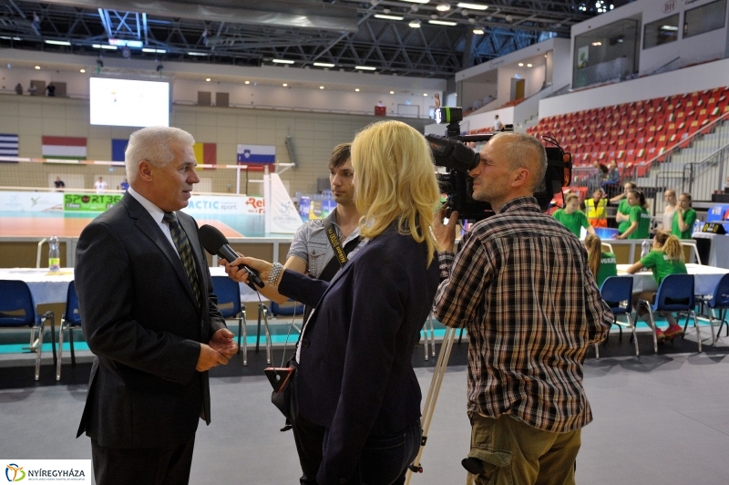 Megnyitott a Continentál Aréna