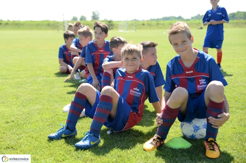 Világbajnok érkezett a Bozsik Akadémia edzésére