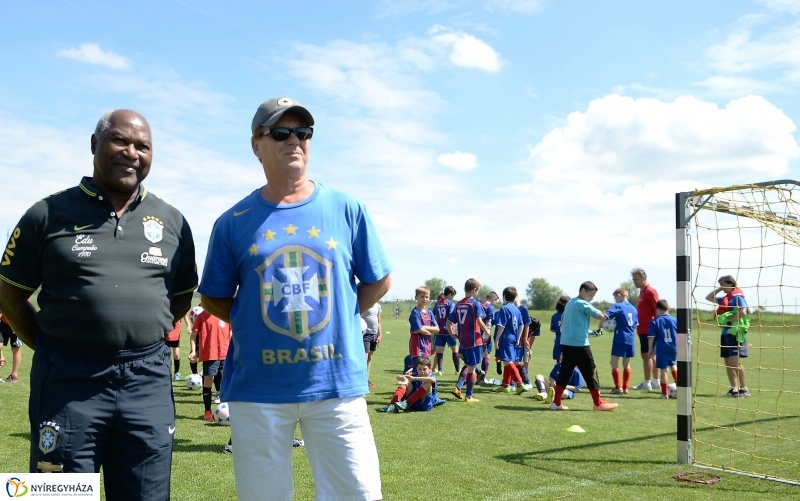 Világbajnok érkezett a Bozsik Akadémia edzésére