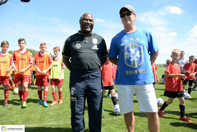 Világbajnok érkezett a Bozsik Akadémia edzésére