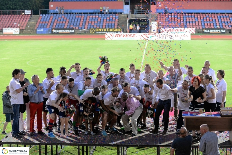 Bajnokavató a Szparinál 2