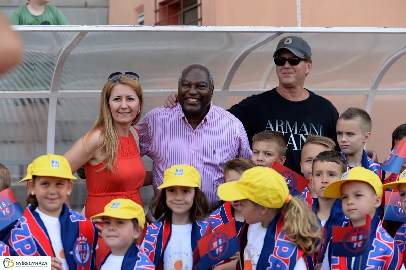 Bajnokavató a Szparinál 1