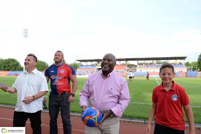 Bajnokavató a Szparinál 1