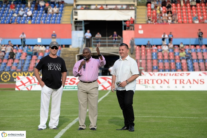 Bajnokavató a Szparinál 1