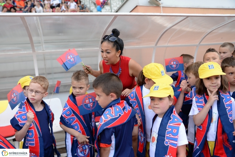 Bajnokavató a Szparinál 1