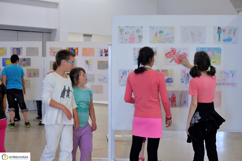 Rajzkiállítás a Rotary szervezésében