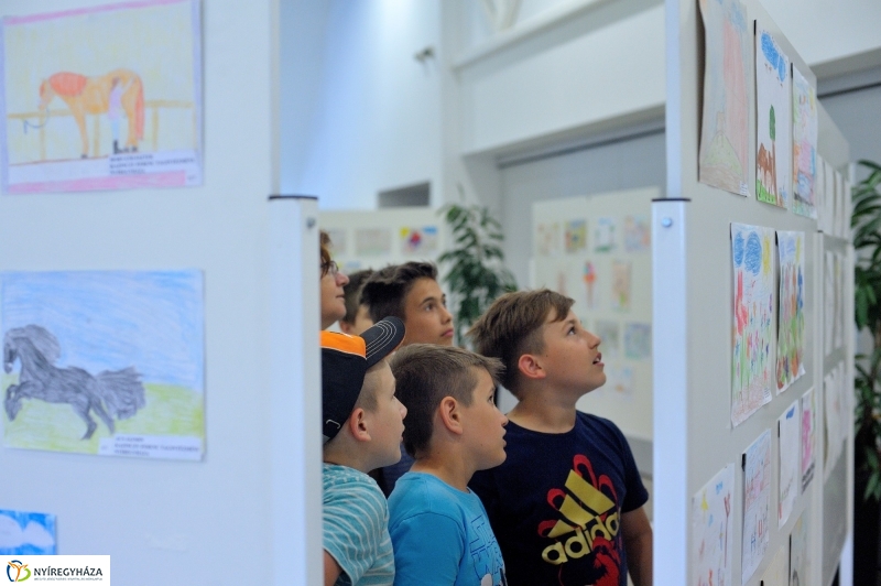 Rajzkiállítás a Rotary szervezésében