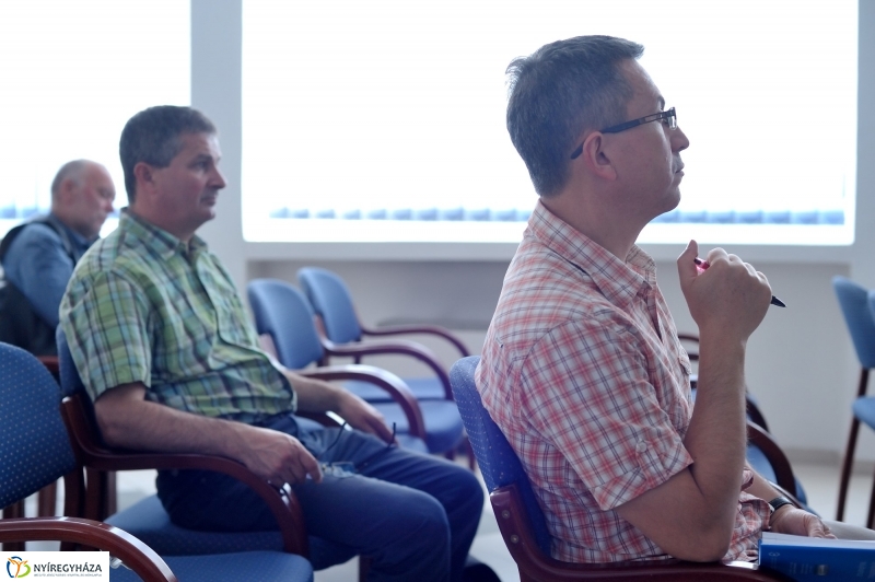 Konferencia az iparkamarában