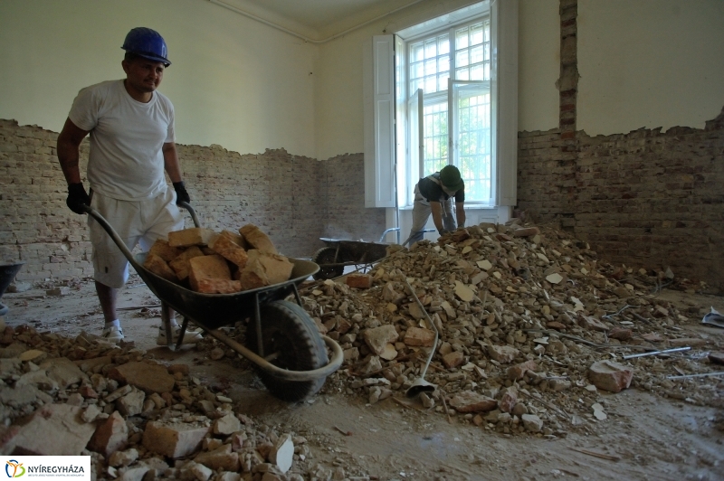 Megkezdődött a munka Kállay Kúriában
