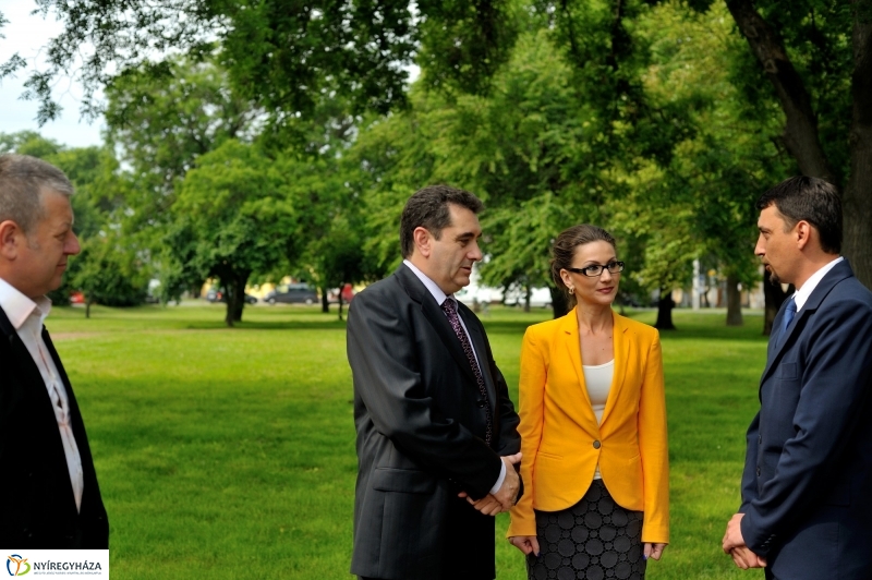 Hősökre emlékeztek