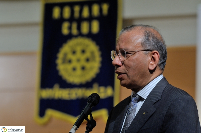 Rotary játszótér alapkőletétel