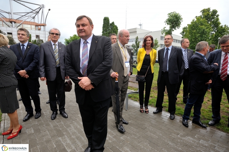 Rotary játszótér alapkőletétel