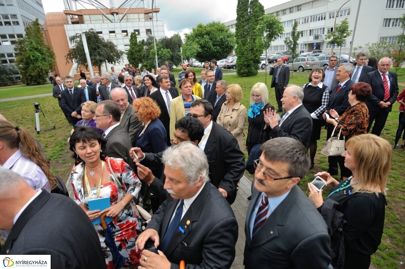 Rotary játszótér alapkőletétel