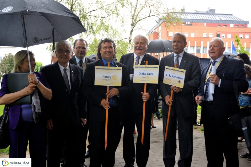 Rotary játszótér alapkőletétel